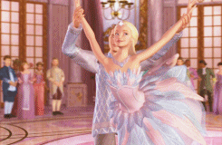 Resultado de imagem para gifs da barbie a princesa e a plebeia