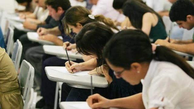 Concursos oferecem mais de 30 mil vagas; salários chegam a R$ 27,5 mil