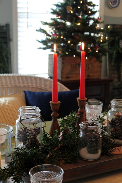 rustic-dining-room-decorated-for-Christmas-blog.lovemysimplehome.com