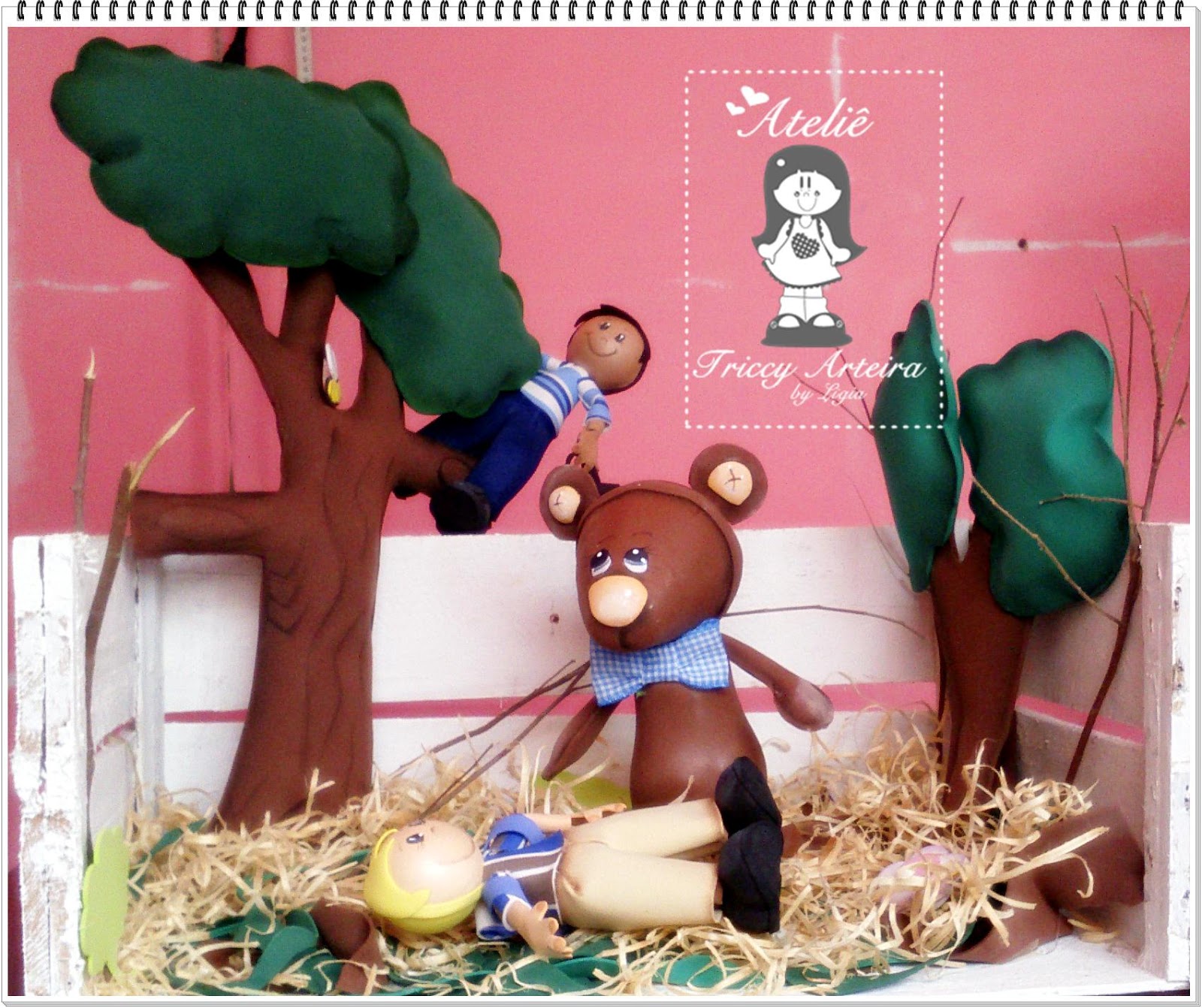 Atelie Triccy Arteira O urso e os dois viajantes