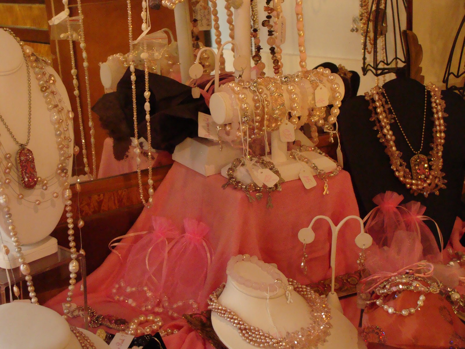 Adventures of a Chic Shop Girl our Pink Boutique