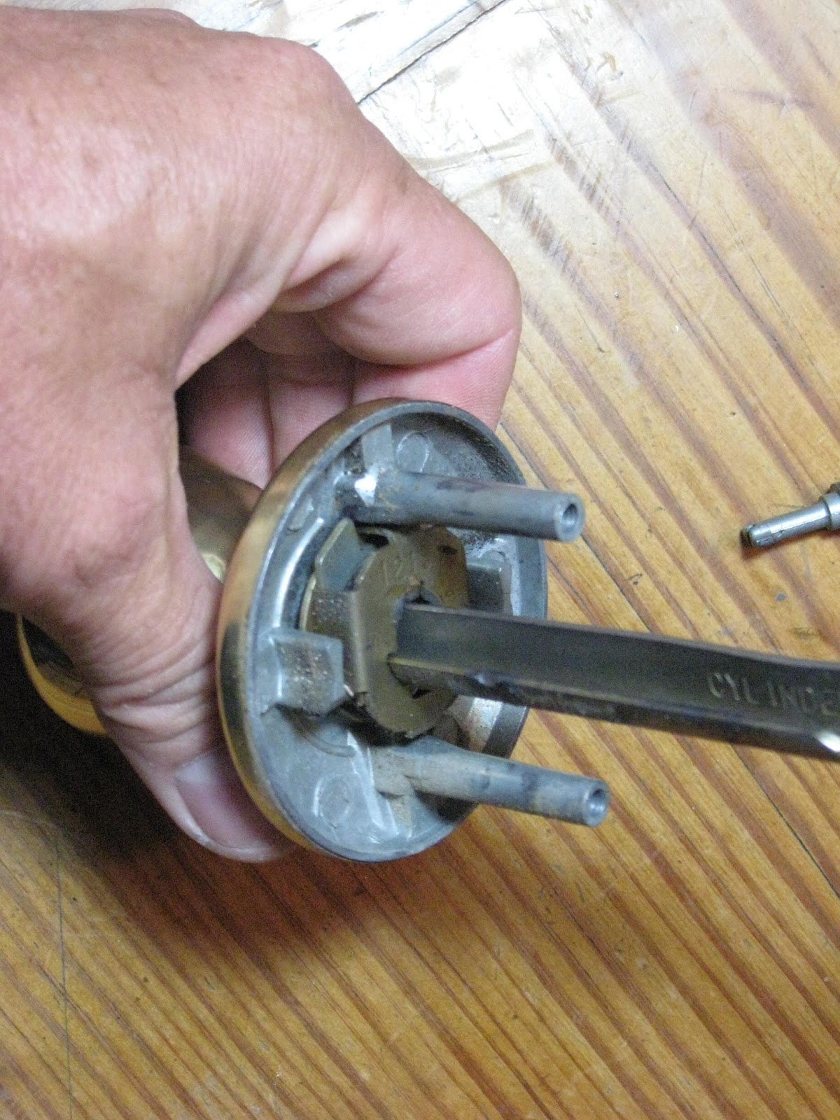 DoItYourself Lock Solutions Learn Locksmithing Free Lesson 2