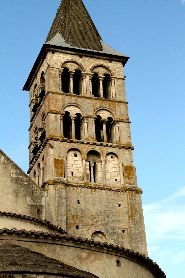 L'art roman ; passionnément: Saint -Etienne de Vignory; une oeuvre d'un ...