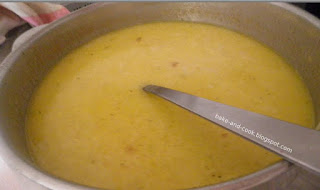 Zupa serowo cebulowa