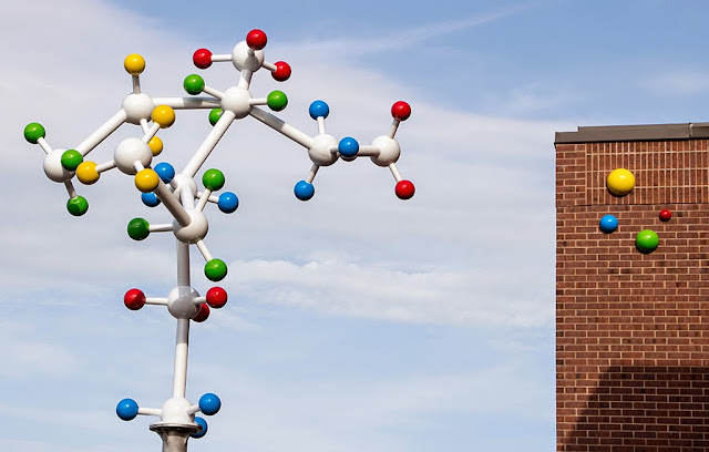 Francis Montillaud, art public, sculptures, intégration des arts à l'architecture