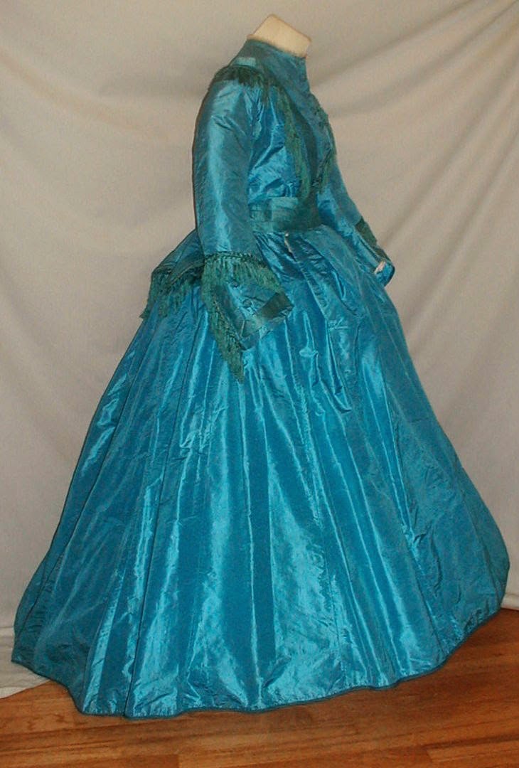 All The Pretty Dresses: Blue mid to late 1860's Dress