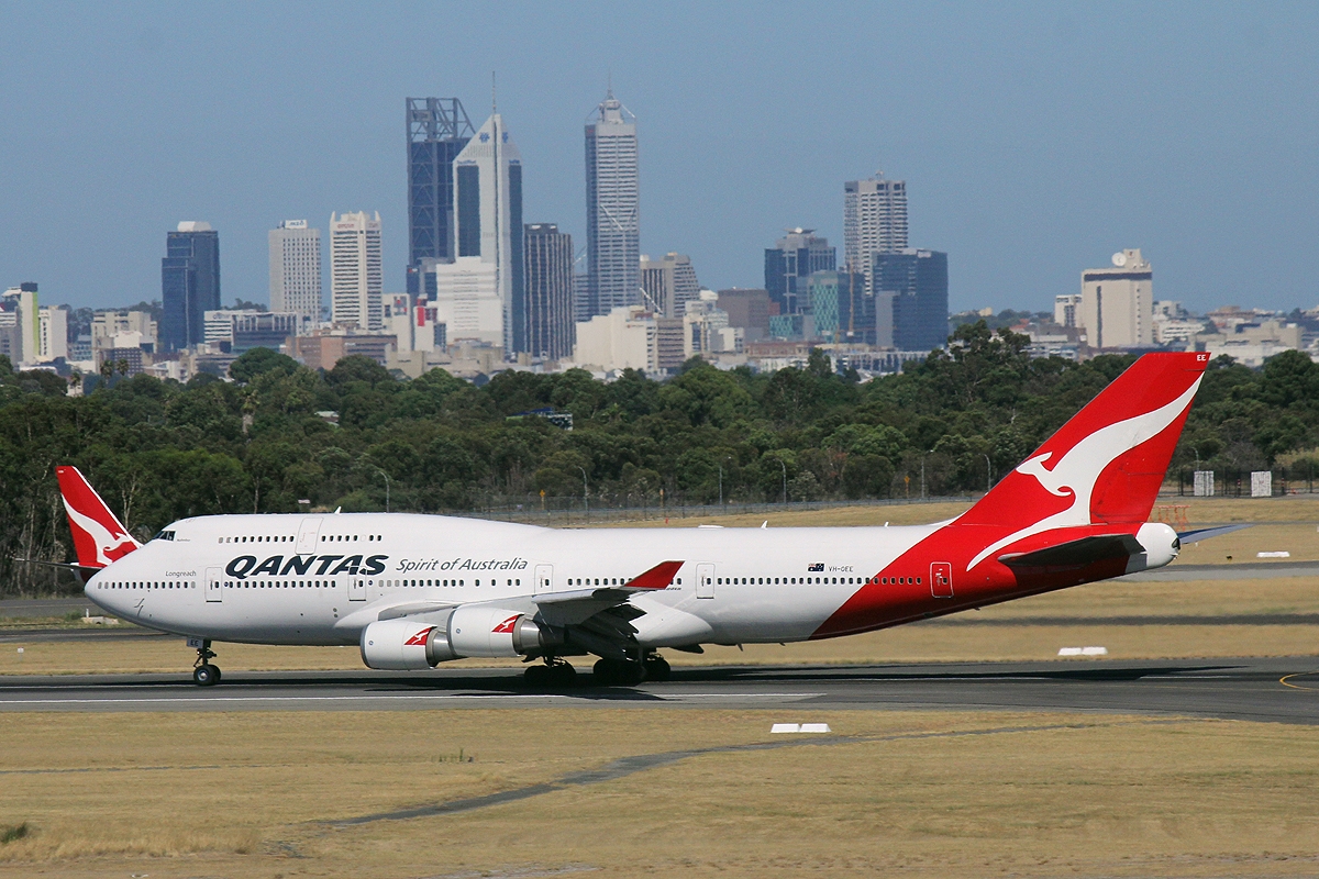 Perth Airport Spotter's Blog: Antarctica Qantas Australia Day Flight #1