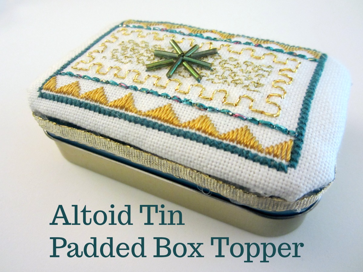 Reviews, Chews & How-Tos: Altoid Tin Padded Box Topper (Tutorial)