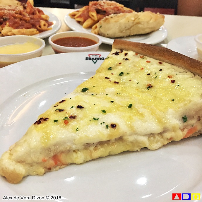 lafanggero White Christmas Indulgence with Sbarro’s Chicago Super