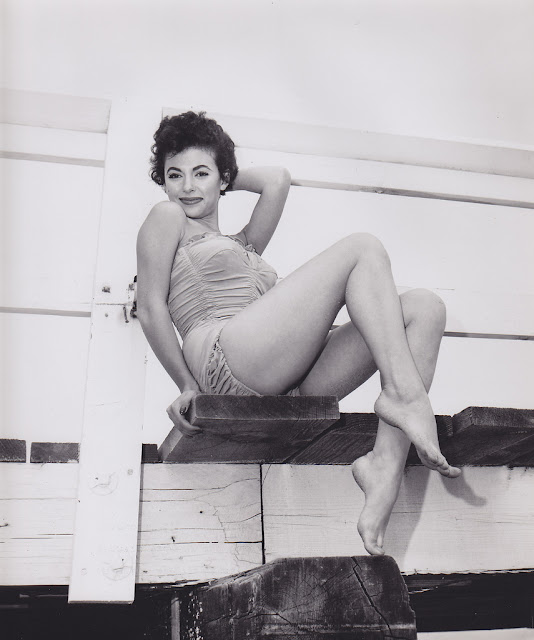 This is What Rita Moreno Looked Like  in 1957 