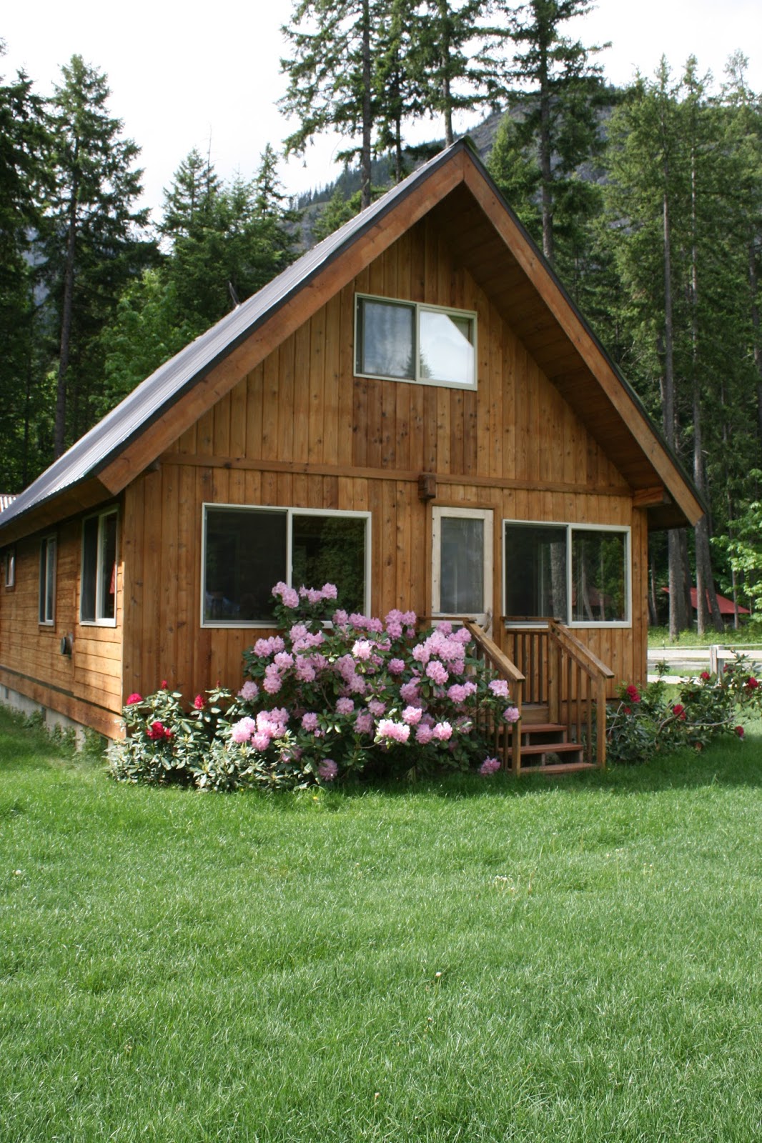 Stehekin Heritage Housekeeping Cabins to rent in Stehekin Valley