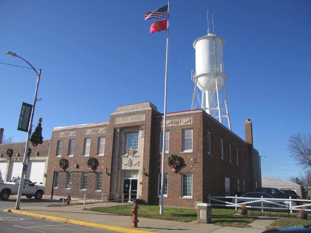 The Lucas Countyan Around the Square Part 2