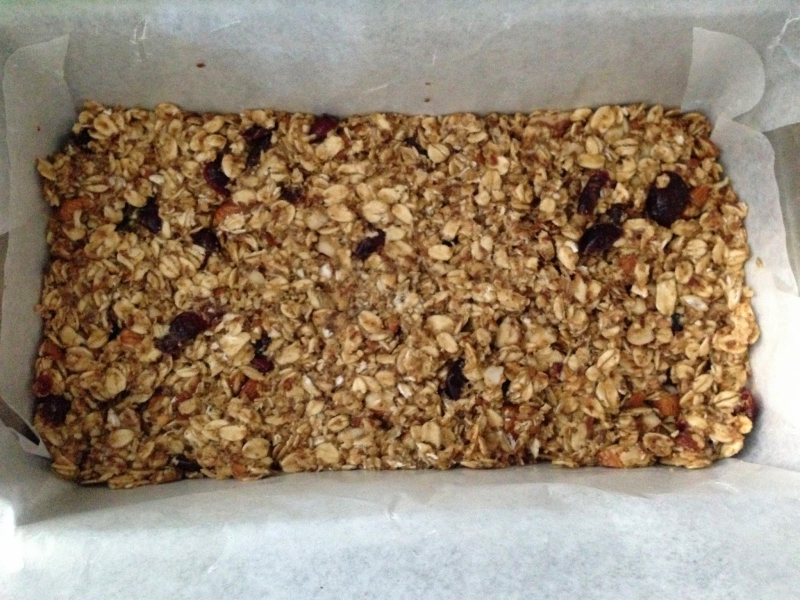 Chocolate Spinach Oatmeal Energy Bars