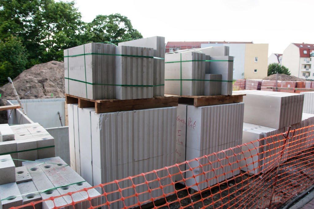 HuM's Baublog: Tag 21: Verfüllung der Kellerwände