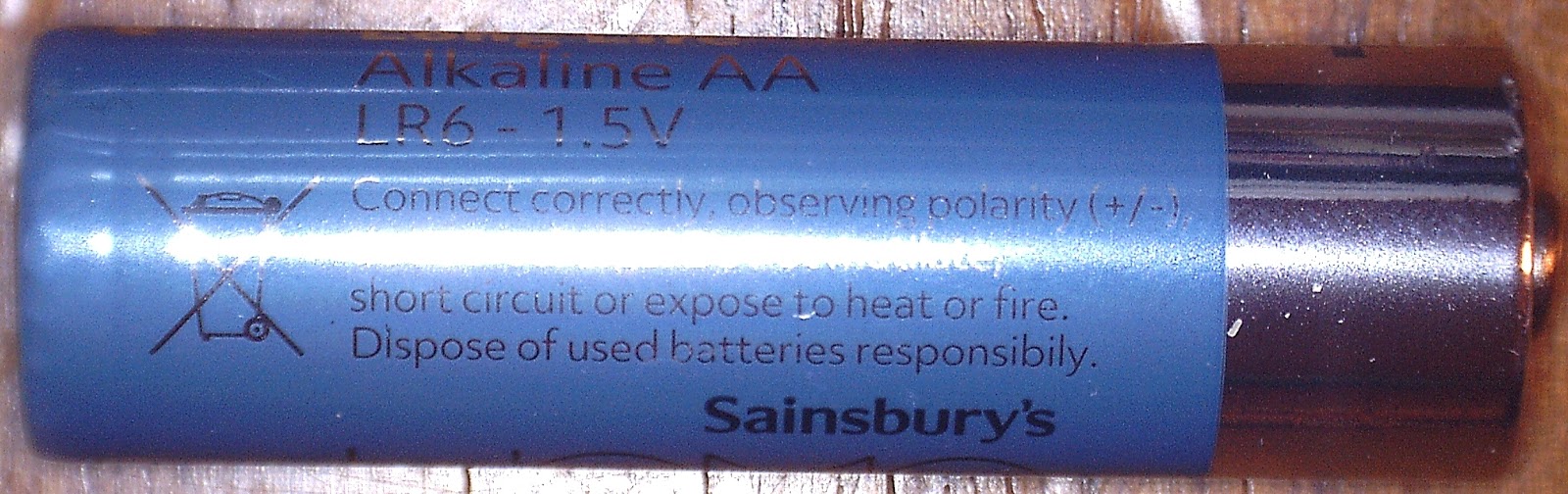 AA Overload Battery Brands; A 365Day Project Supermarket Own Brand