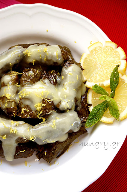 Stuffed Vine Leaves with Minsed Meat and Tomato