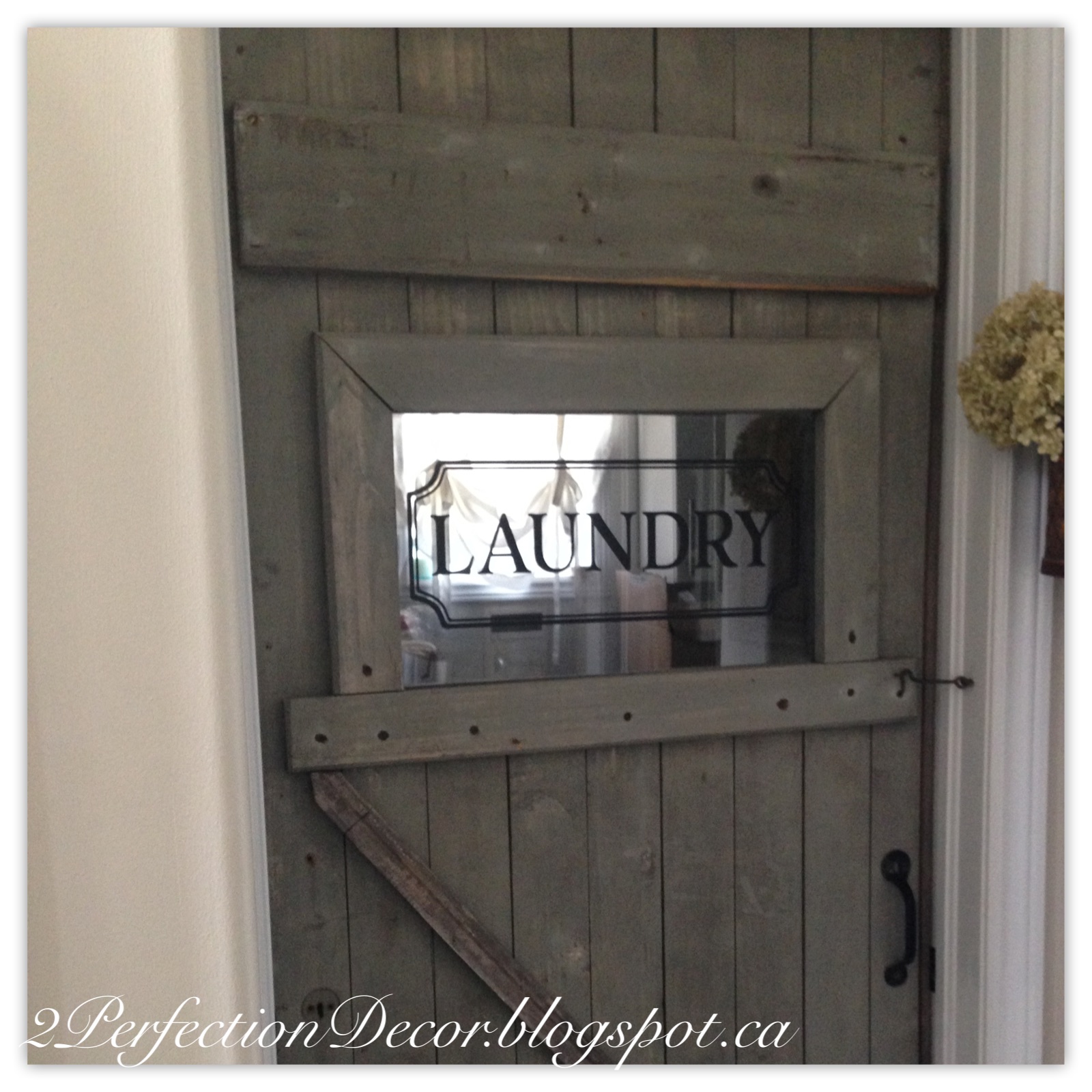2Perfection Decor Antique Barn Door as our Laundry room door