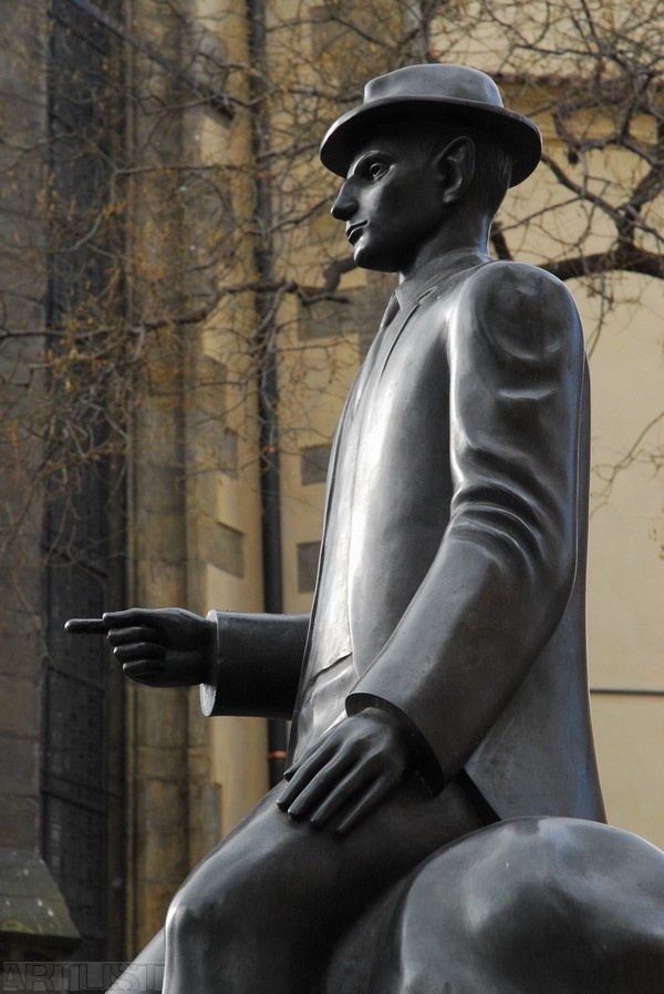 Jaroslav Róna 1957 | Franz's Kafka Memorial | Prague 2003