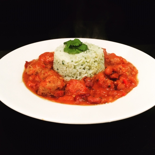 Kat's Diet Kitchen Chilli Meatballs with Green Rice