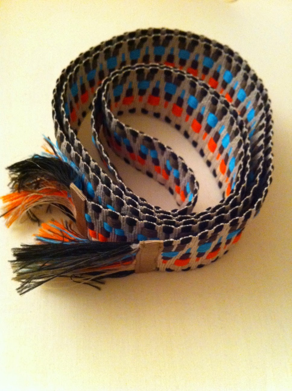 Tailor Spy DIY denim tote bag from recycled jeans!