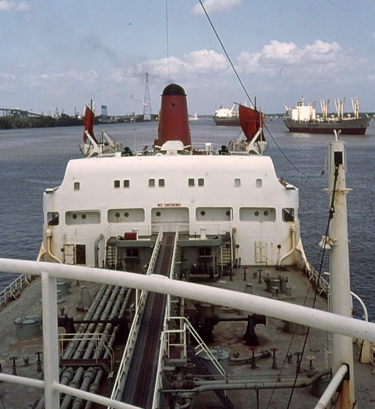 'ZIEN EN WETEN': ABIDA M.S. SHELL TANKERS B.V. (DEEL 1-B)