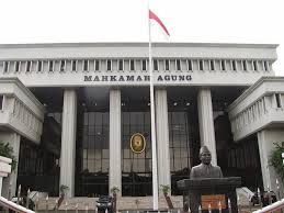 Peranan Lembaga Peradilan di Indonesia