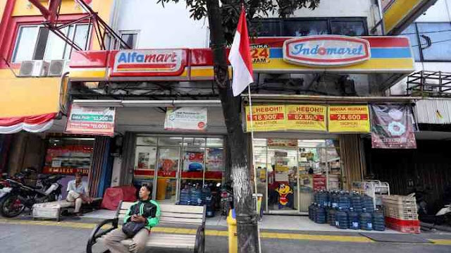 Jawaban Kenapa Gerai Alfamart dan Indomaret Selalu Berdekatan, Persaingan Abadi! Jawaban Kenapa Gerai Alfamart dan Indomaret Selalu Berdekatan, Persaingan Abadi!