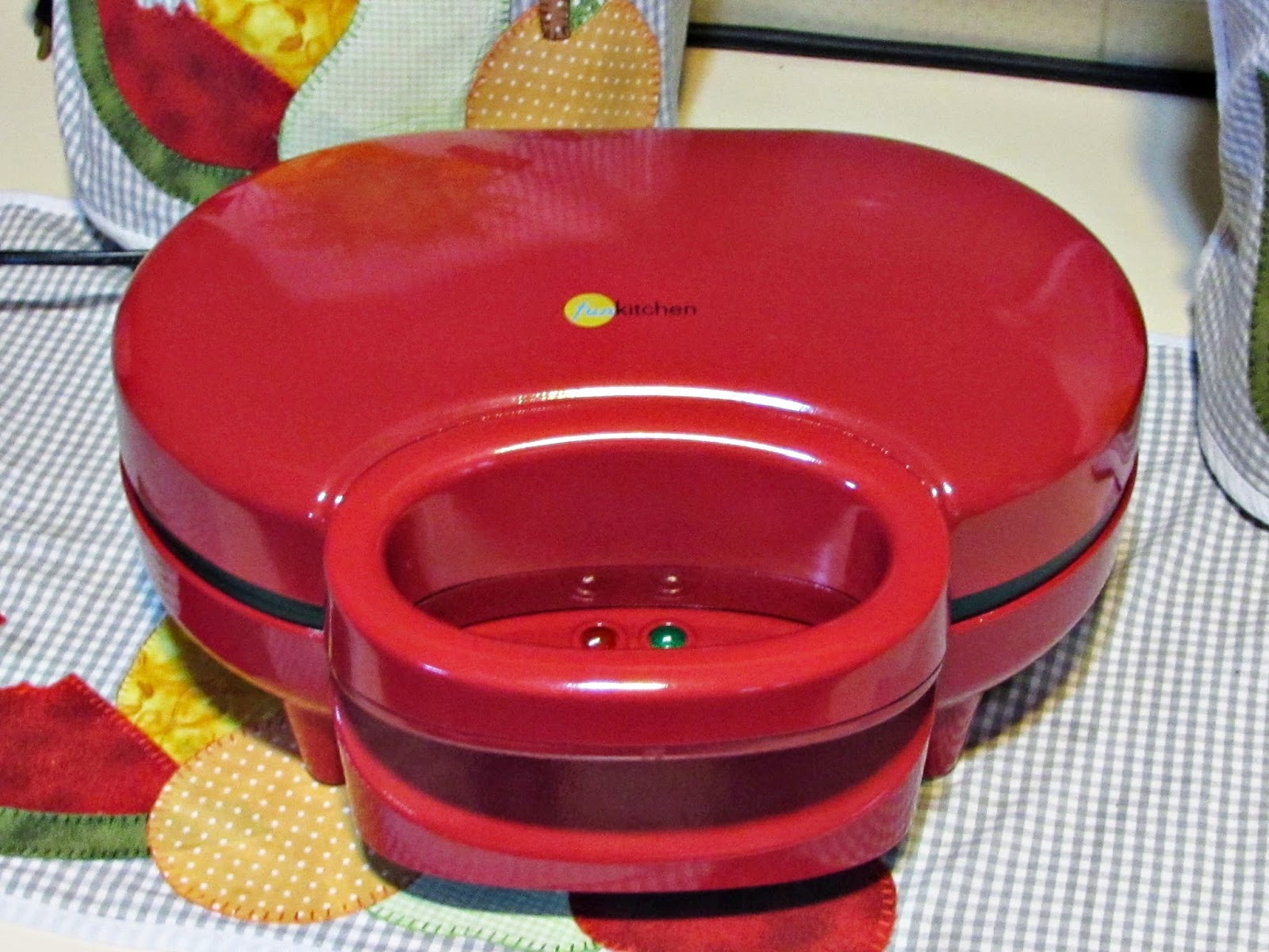 Designs by J.N. Collett, both serious and comic : engraved on 36 plates.  1770?, image size:1600x1200