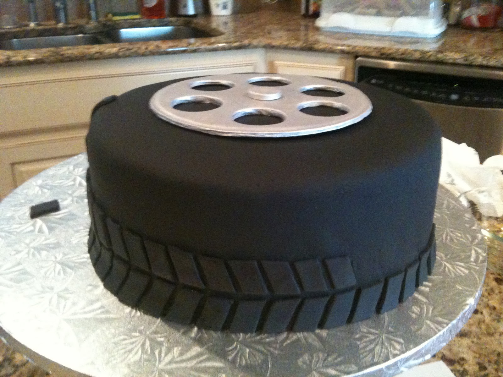 Yes It's Cake! Tire Cake