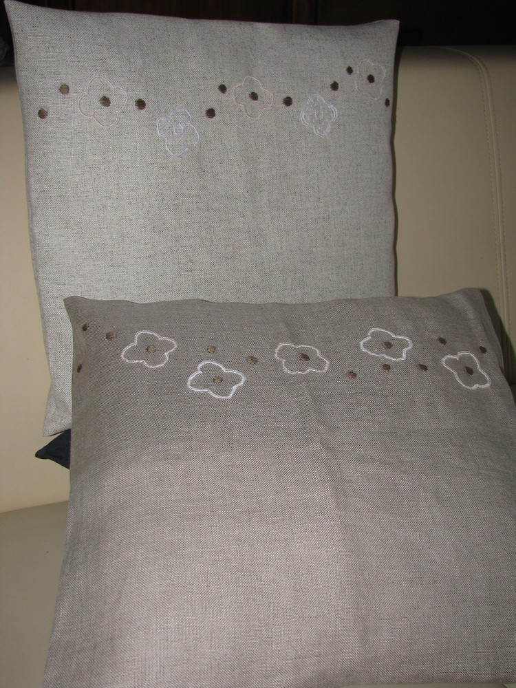 bestickte sofakissen