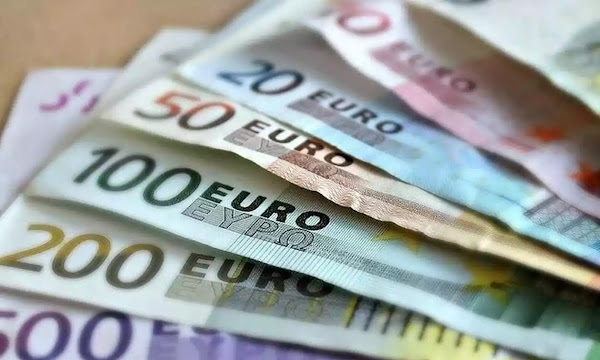 Κοινωνικό μέρισμα 2019: Αυξάνονται οι δικαιούχοι - Δείτε πώς θα πάρετε τα 700 ευρώ Κοινωνικό μέρισμα 2019: Αυξάνονται οι δικαιούχοι - Δείτε πώς θα πάρετε τα 700 ευρώ