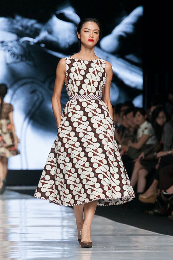 Inspirasi 20 Dress Batik Modern Keren Untuk Remaja | gebeet.com