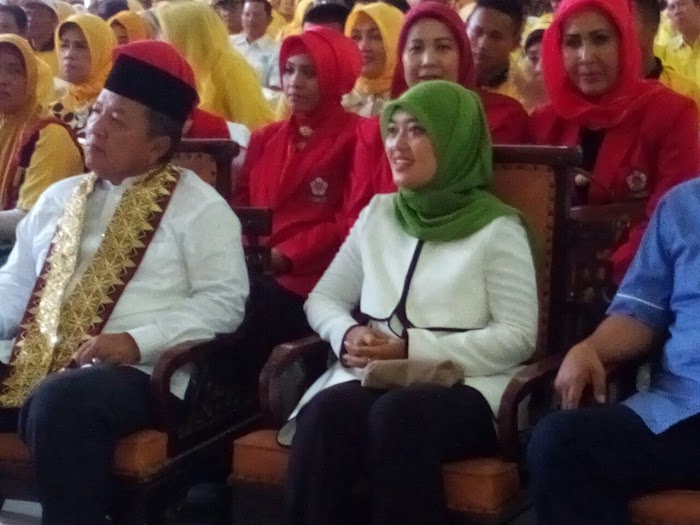 Arinal Nunik Menggelar Kembali Jalan Sehat Di Kab Lampung Barat