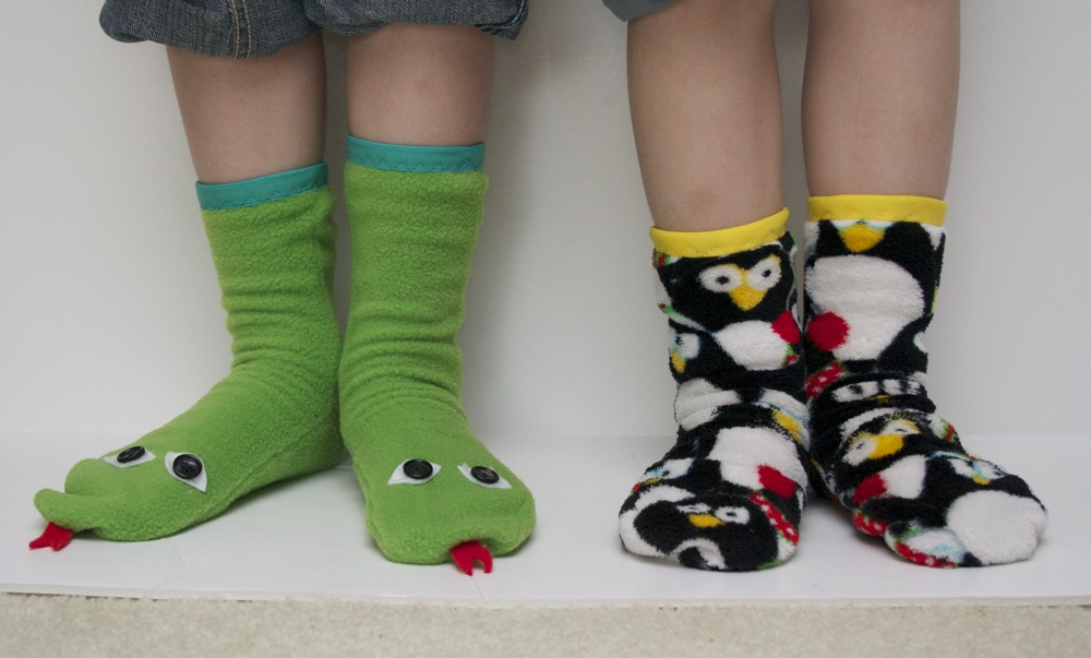 Sew Can Do: Slipper Socks Pattern Review & Helpful Hints
