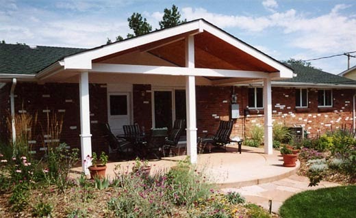 How to Build Covered Patio Roof? picture