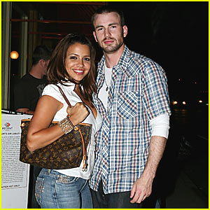 Super Hollywood: Chris Evans With His Girlfriend