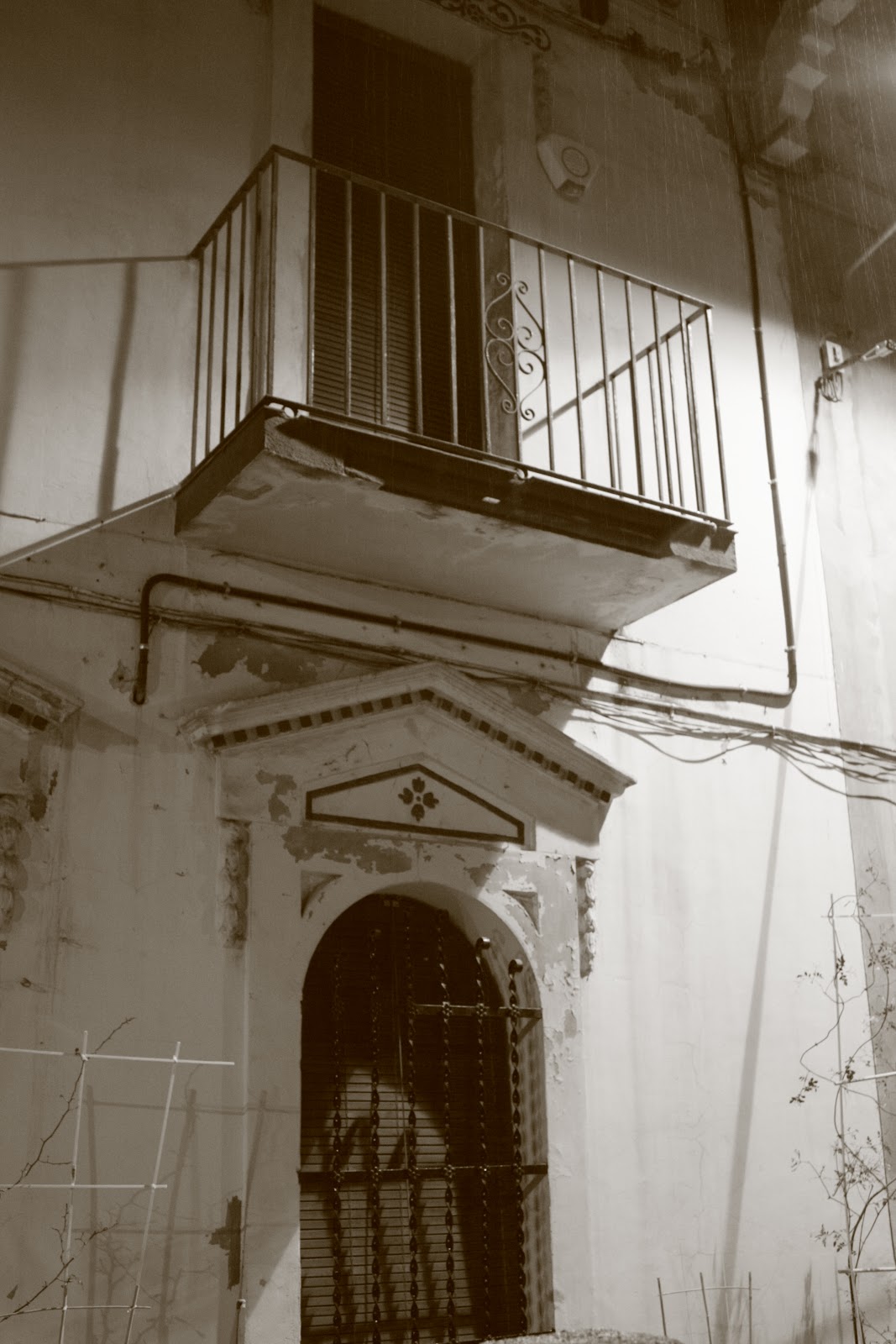 walking spanish passatge de Tubella