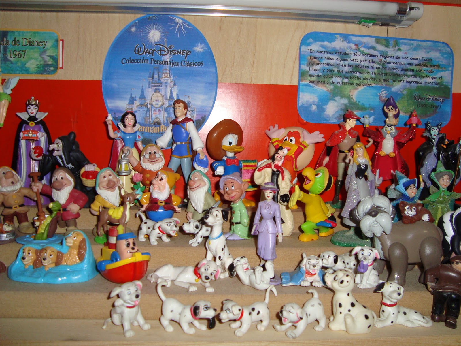 Muñecos Disney octubre 2011