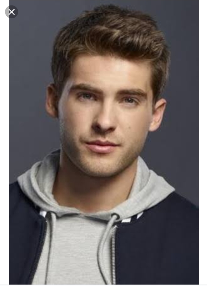 Los Ojos del Espectador Cody Christian actor