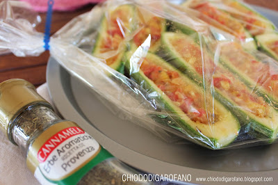 barchette di zucchine ai peperoni ed erbe aromatiche di provenza