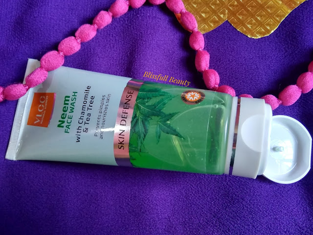 VLCC Neem Facewash Review