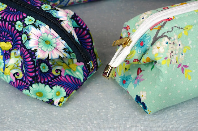 Emmaline bags brand metal zipper ends. Emmaline bags brand metal zipper ends.