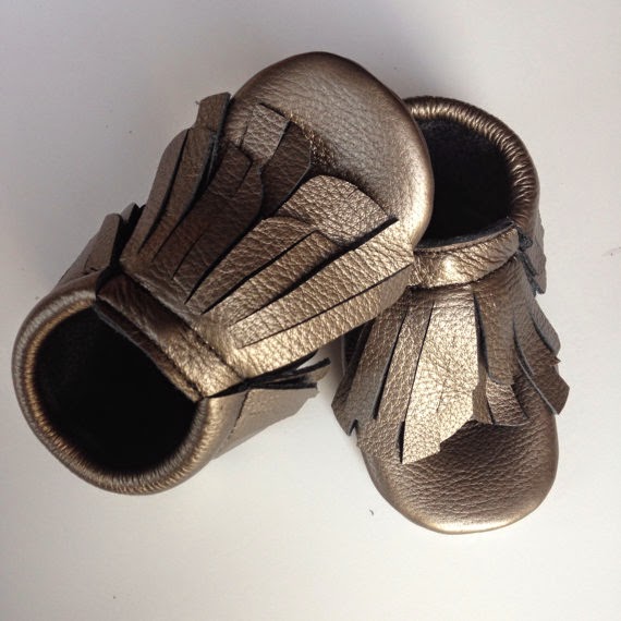 An Uncomplicated Life Blog: Baby Style: Moccasins! from EnchantedLilly