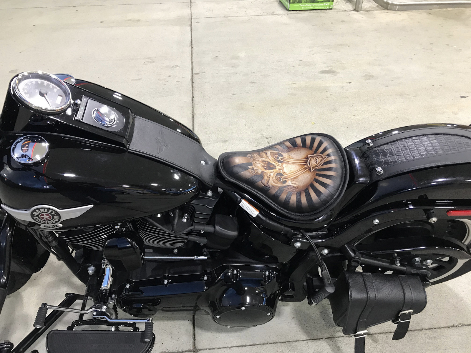 Rusty Knuckles Custom Motorcycle Seat For A Softail Rusty Knuckles