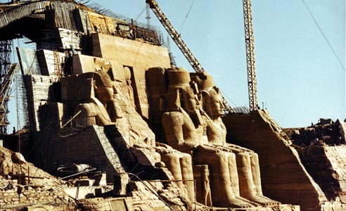 Resultado de imagen de traslado de monumentos en egipto