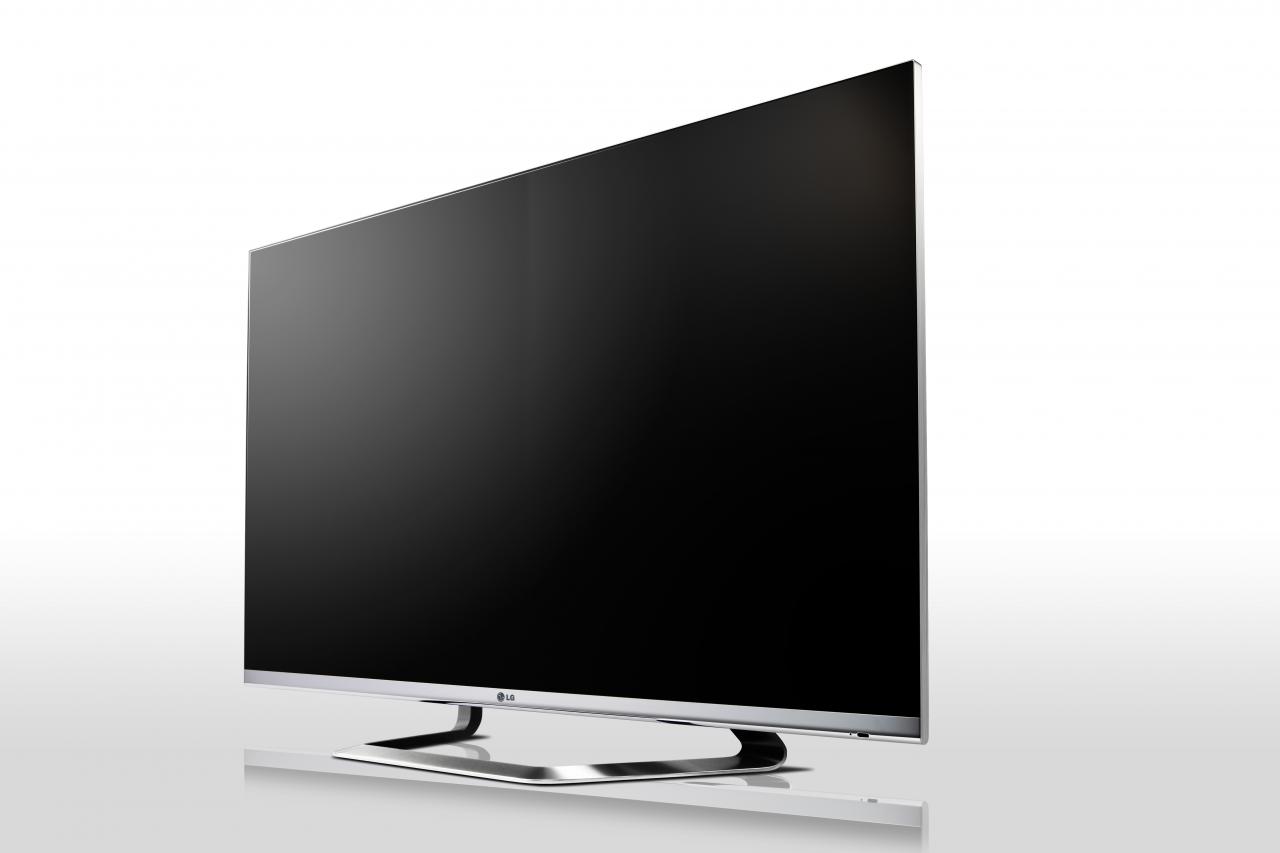 Lg телевизоры плохие. LG Smart TV 2012. LG Smart TV 55. LG lm760t. Телевизор LG 2012 Smart TV.