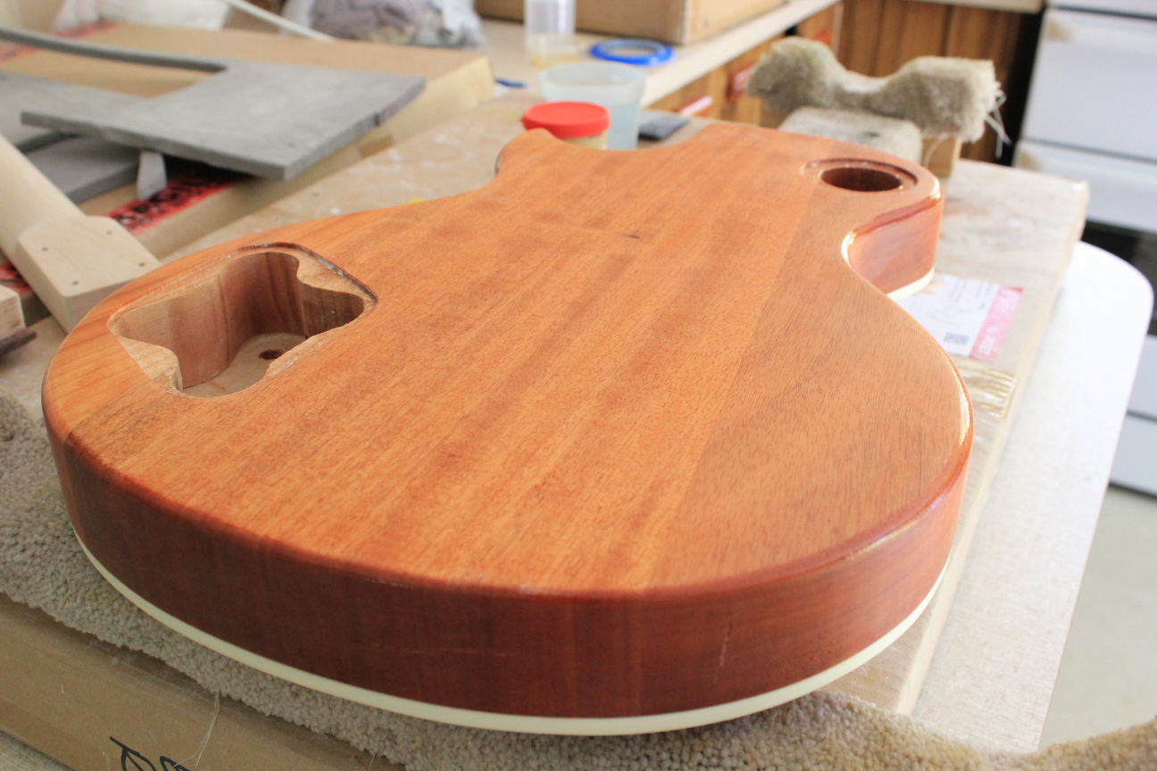 Guitar Kit Builder Jeremy's Mahogny Les Paul Final Clear Coats & TruOil