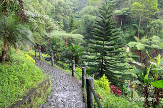 air terjun parang ijo karanganyar