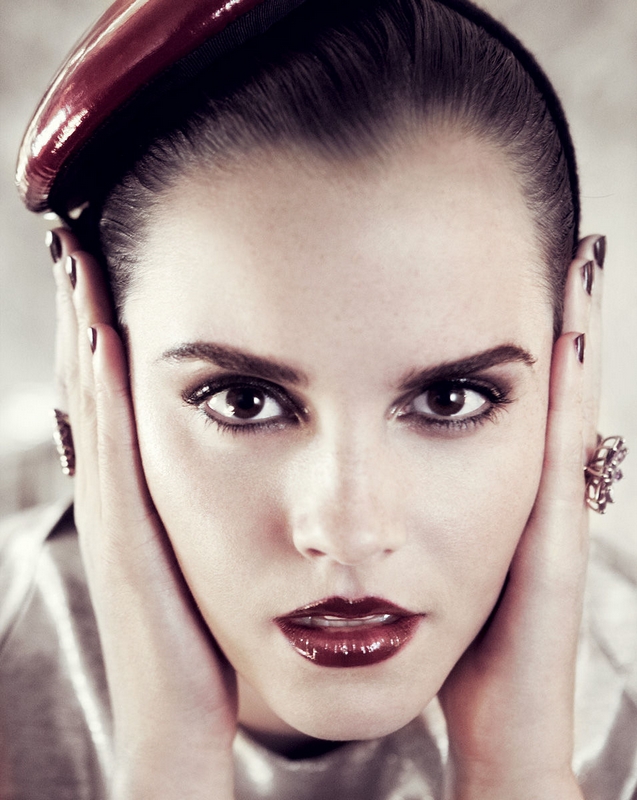 emma watson vogue july 2011. Model: Emma Watson