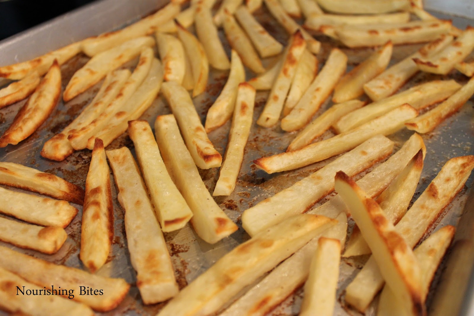 Nourishing Bites: Crispy Oven Baked Fries